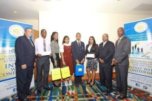 prize_giving_investor_education_2013__youth__web_[1]